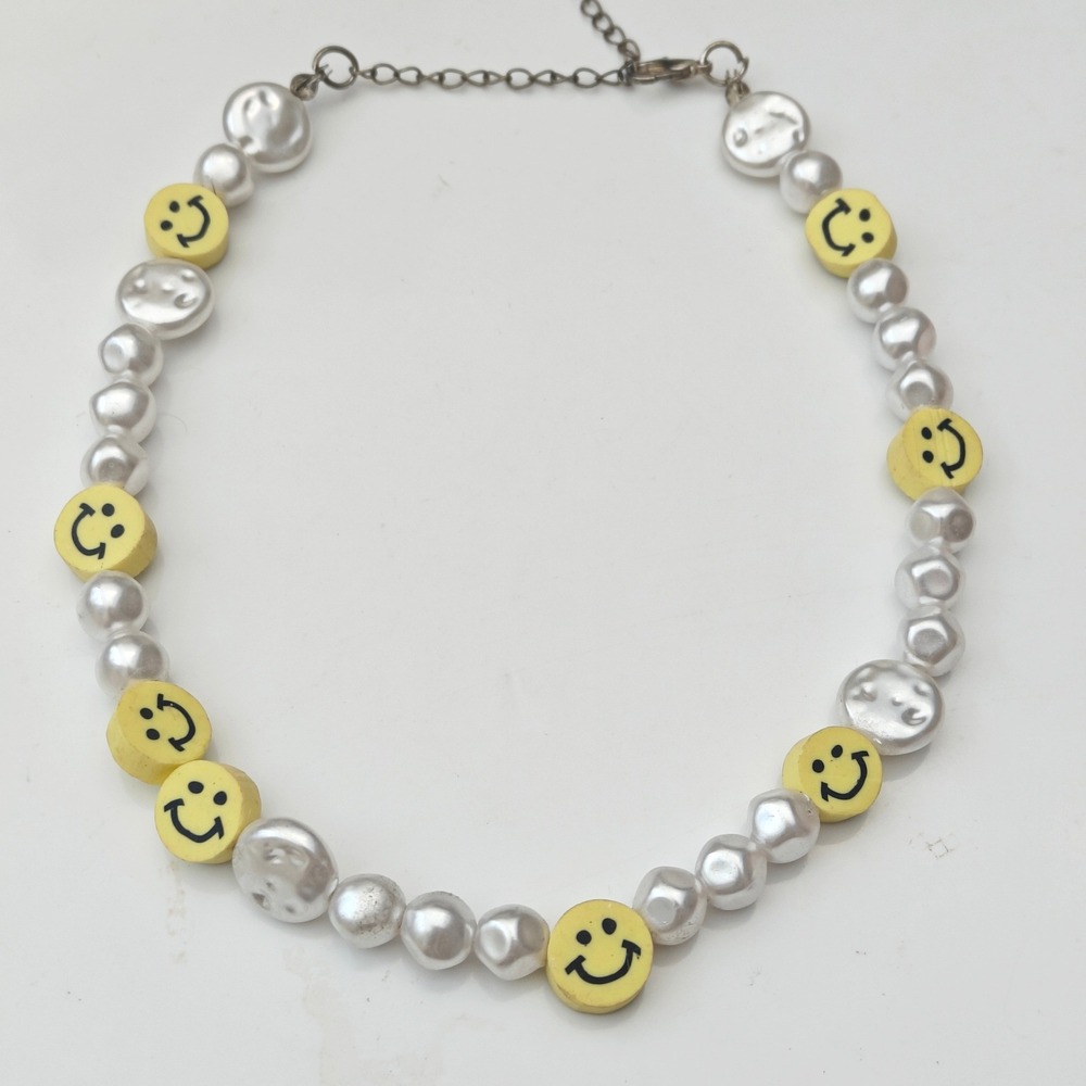 White Pearl Smiley Face Beaded Necklace Yellow Happy Face Y2K Kidcore Choker